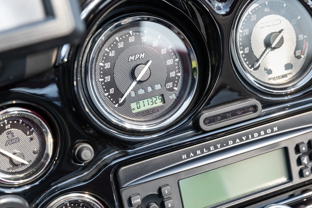 2010 Harley-Davidson CVO - Image 20 of 31