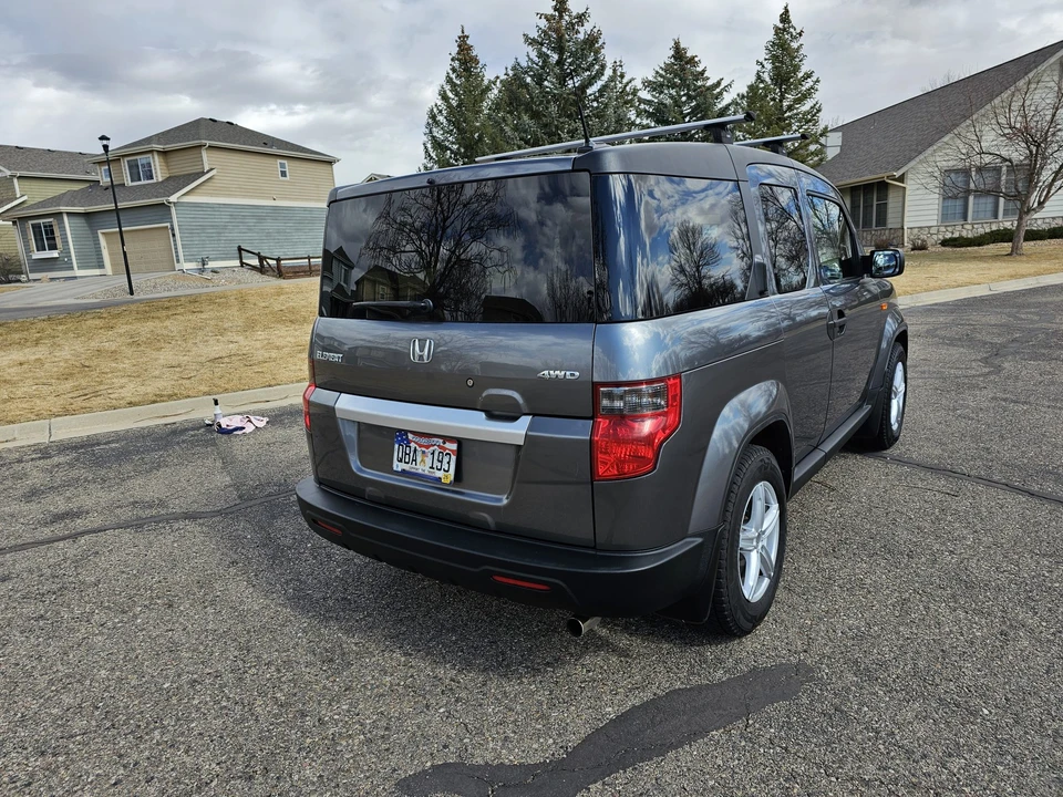 2010 Honda Element - Image 9 of 31