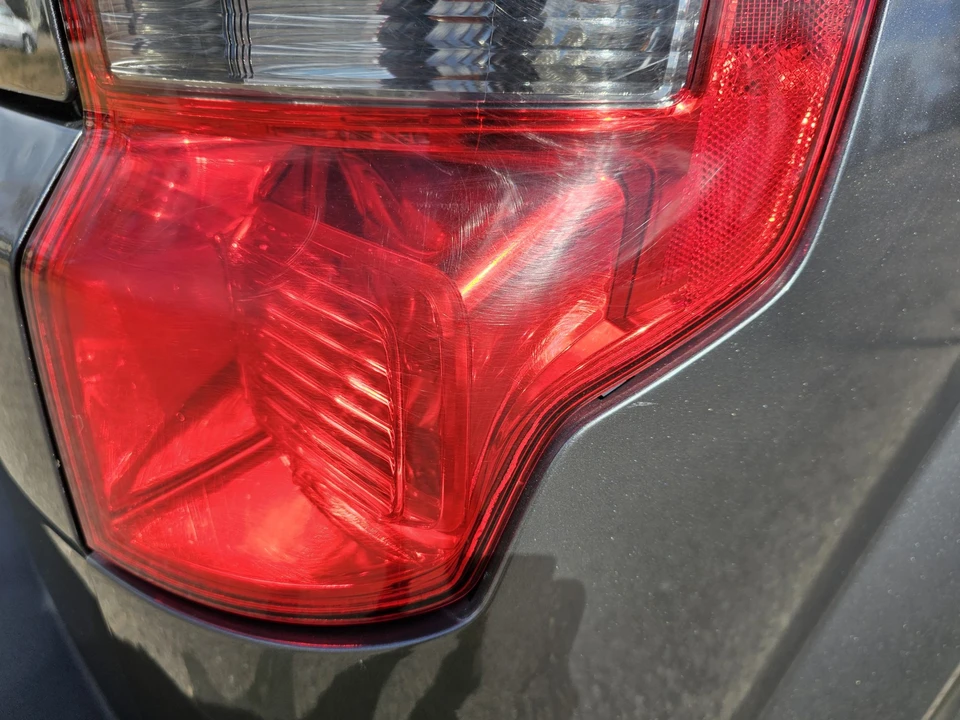 2010 Honda Element - Image 23 of 31