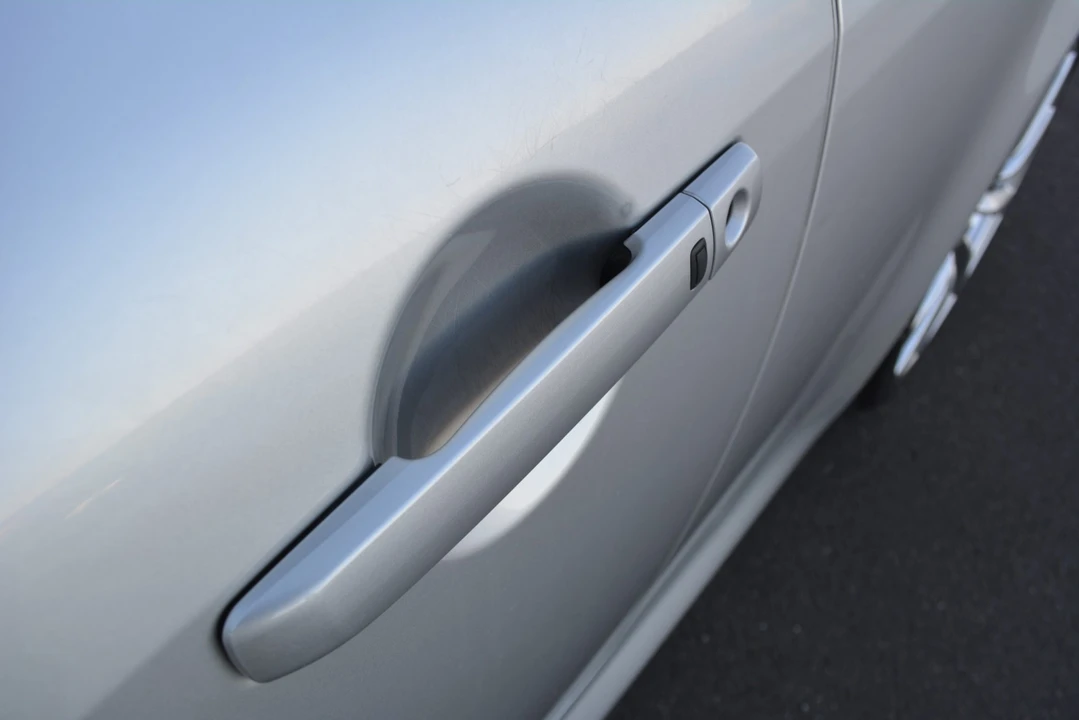 2010 Infiniti G37/Q40 4th Gen - Image 21 of 31