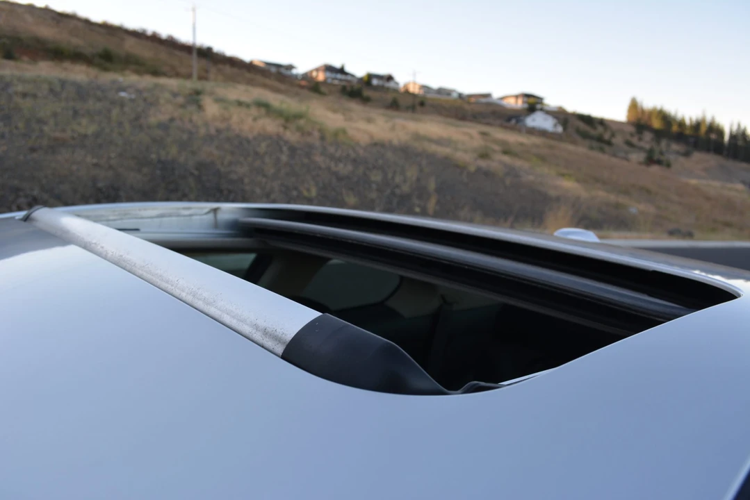 2010 Infiniti G37/Q40 4th Gen - Image 28 of 31