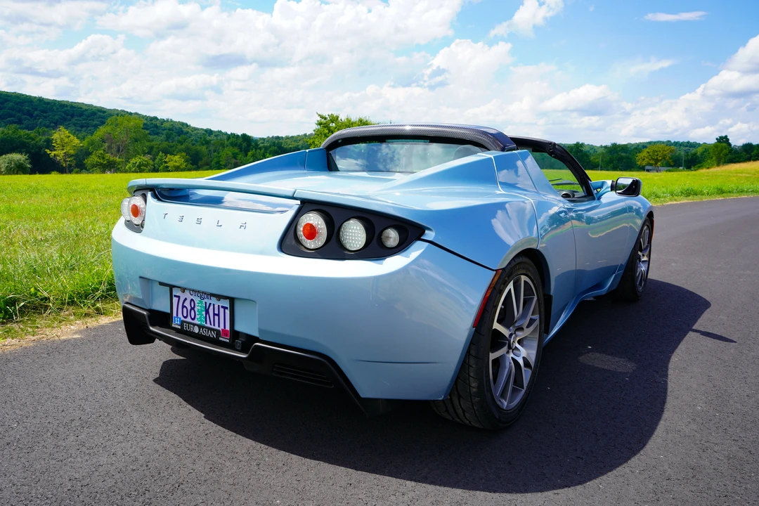 2010 Tesla Roadster - Image 22 of 31