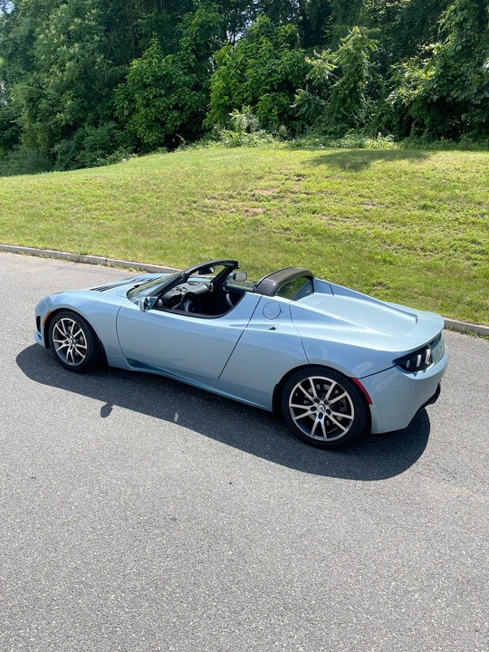 2010 Tesla Roadster - Image 9 of 31