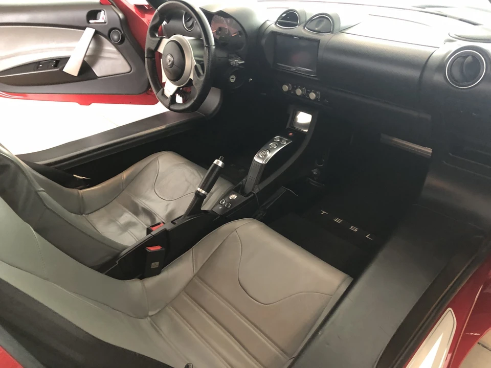 2010 Tesla Roadster - Image 27 of 31