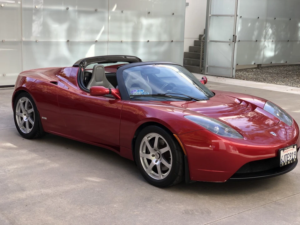 2010 Tesla Roadster - Image 14 of 31