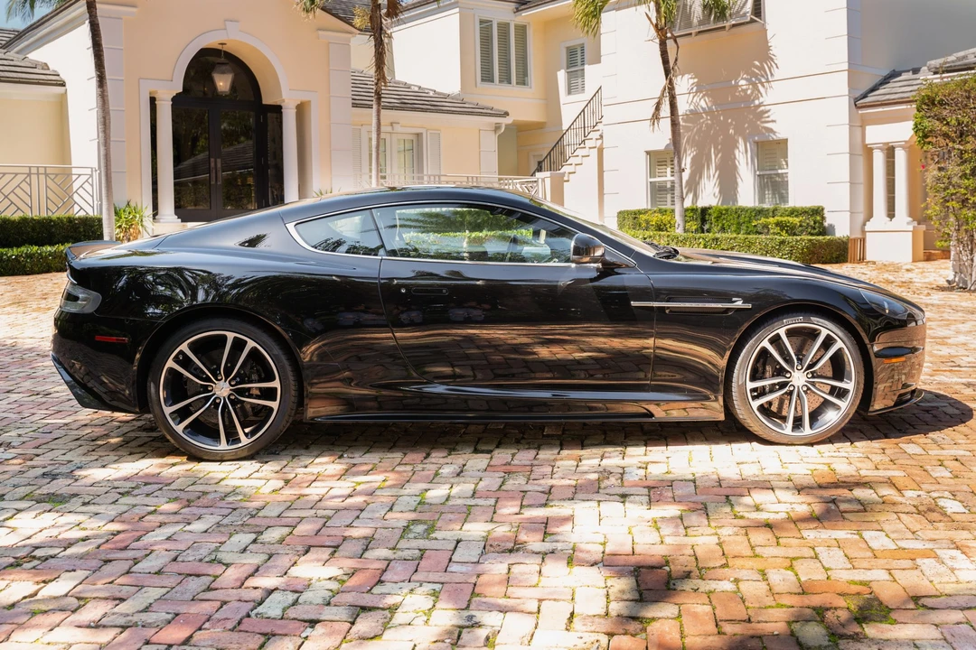2011 Aston Martin DBS (2008-2012) - Image 6 of 31