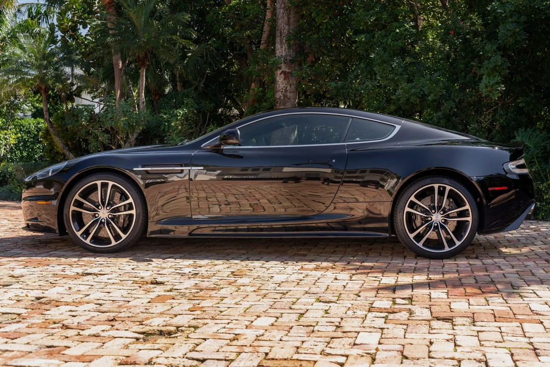 2011 Aston Martin DBS (2008-2012) - Image 3 of 31