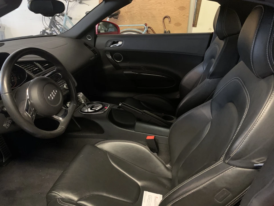 2011 Audi 42 R8 - Image 31 of 31