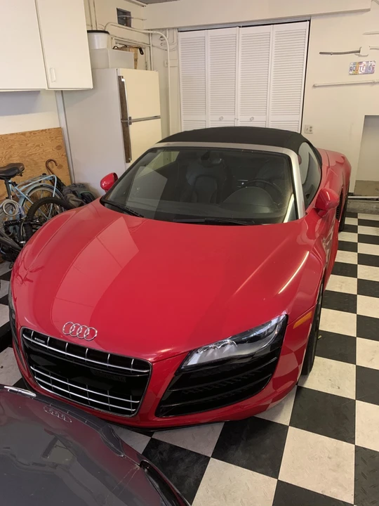 2011 Audi 42 R8 - Image 20 of 31