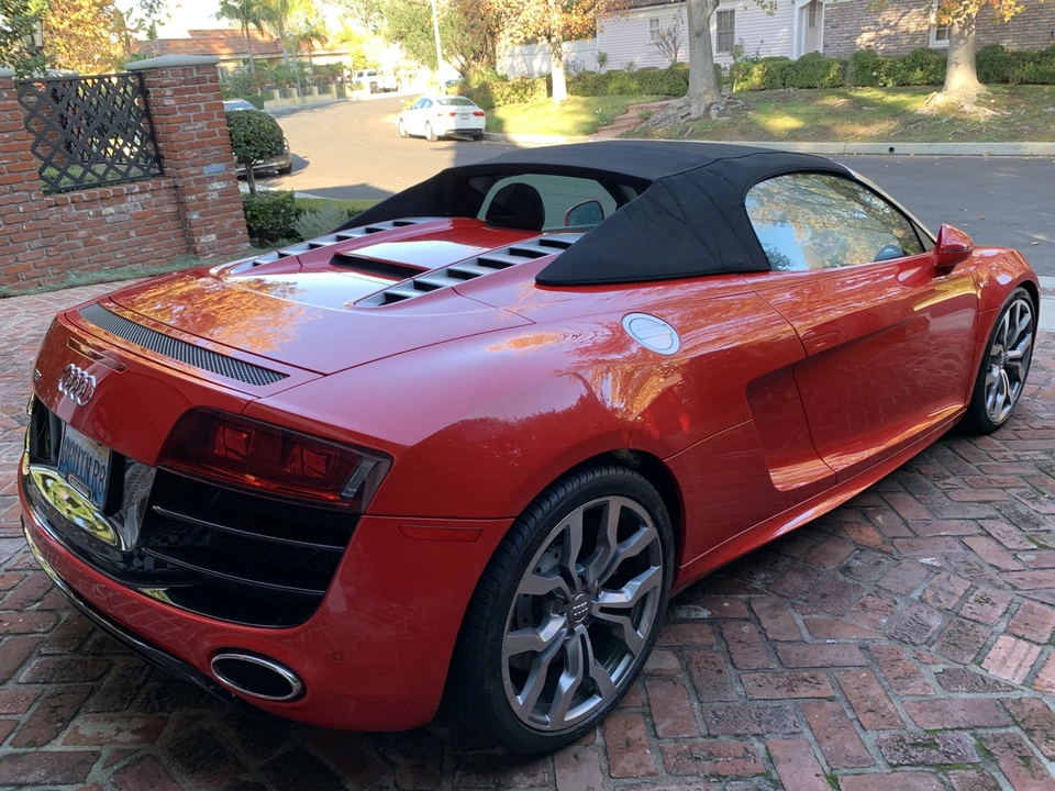2011 Audi 42 R8 - Image 7 of 31