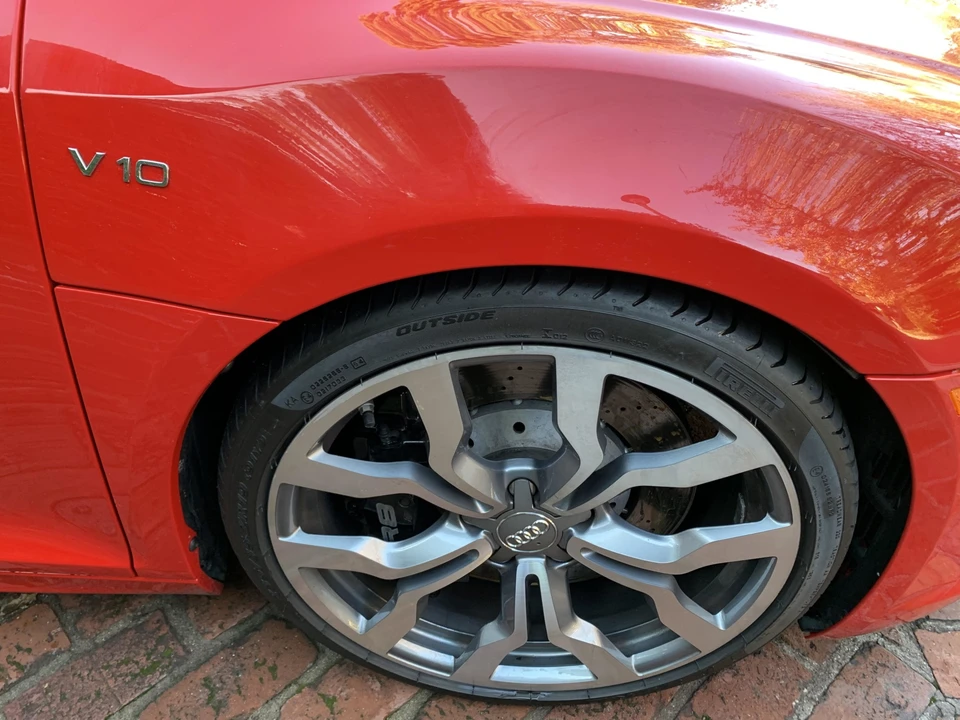 2011 Audi 42 R8 - Image 25 of 31