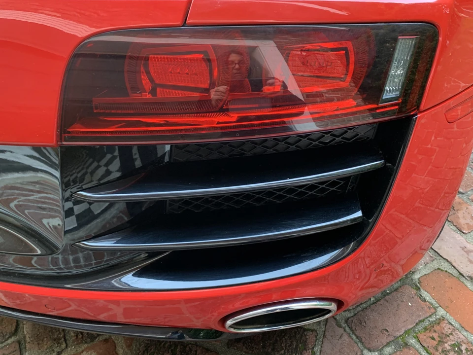 2011 Audi 42 R8 - Image 17 of 31