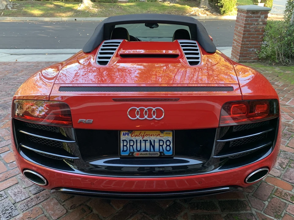 2011 Audi 42 R8 - Image 8 of 31