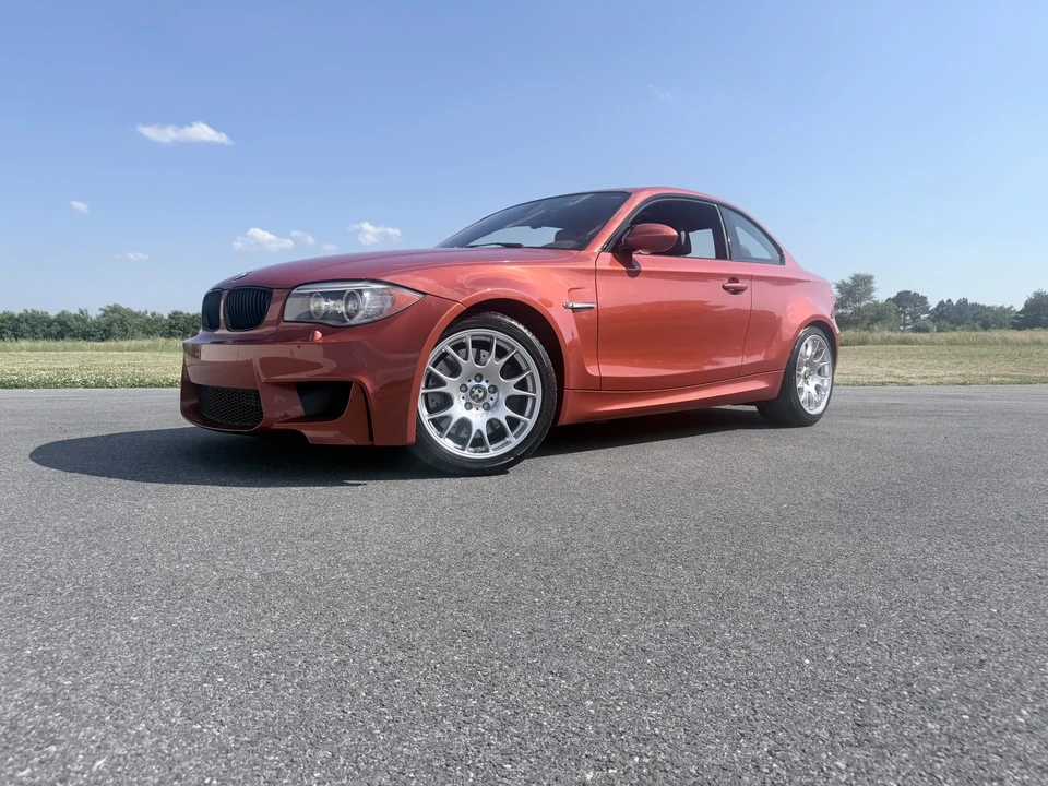 2011 BMW 1M - Image 17 of 31
