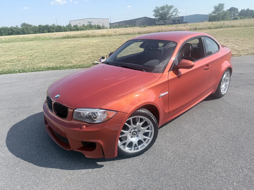 2011 BMW 1M - Image 19 of 31