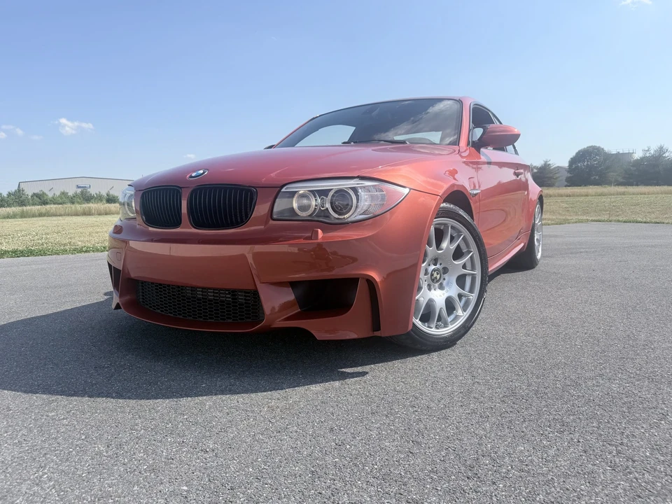 2011 BMW 1M - Image 23 of 31