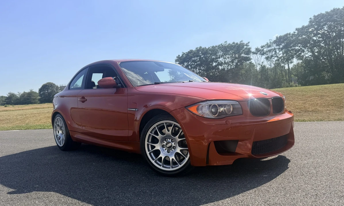 2011 BMW 1M - Image 29 of 31