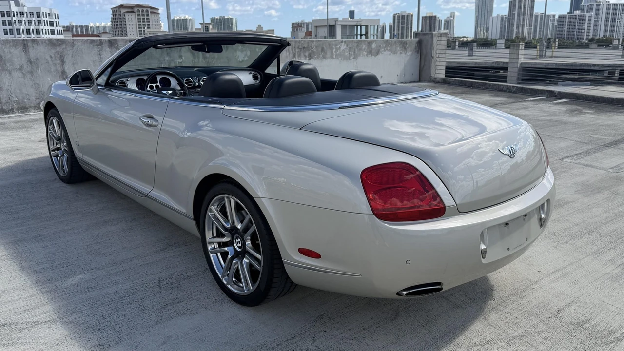 2011 Bentley Continental GTC - Image 20 of 31