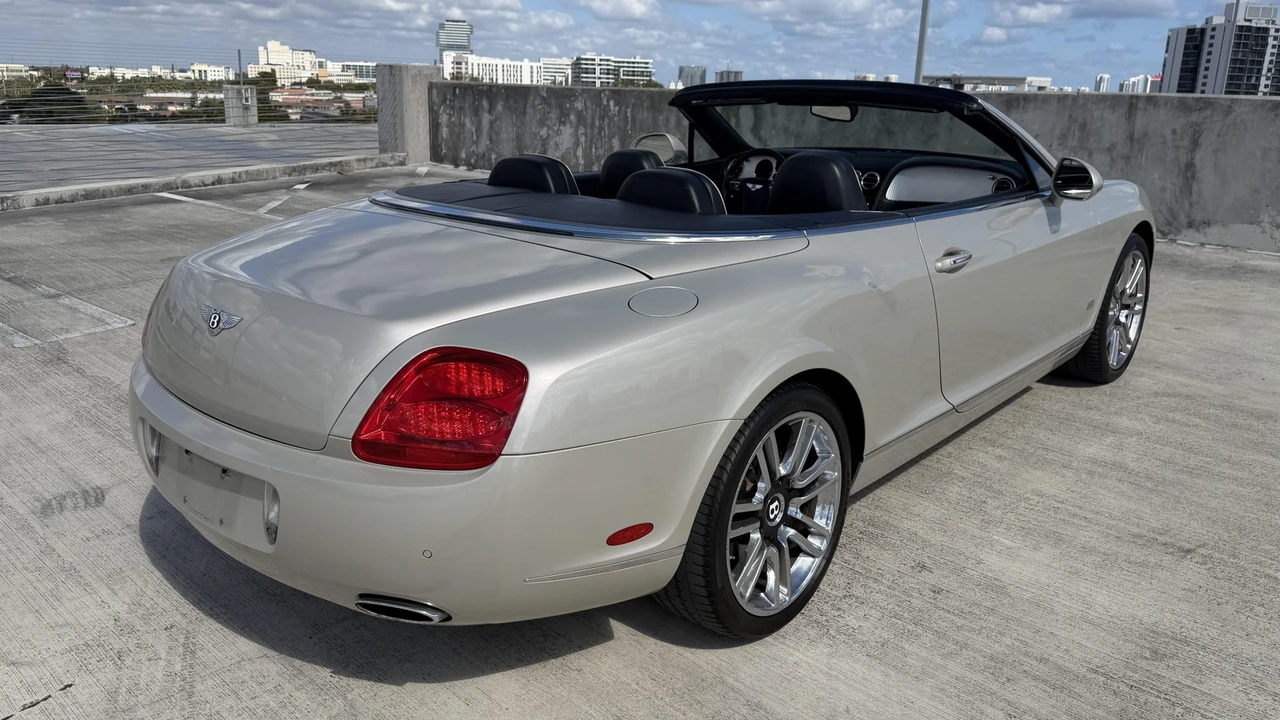 2011 Bentley Continental GTC - Image 25 of 31