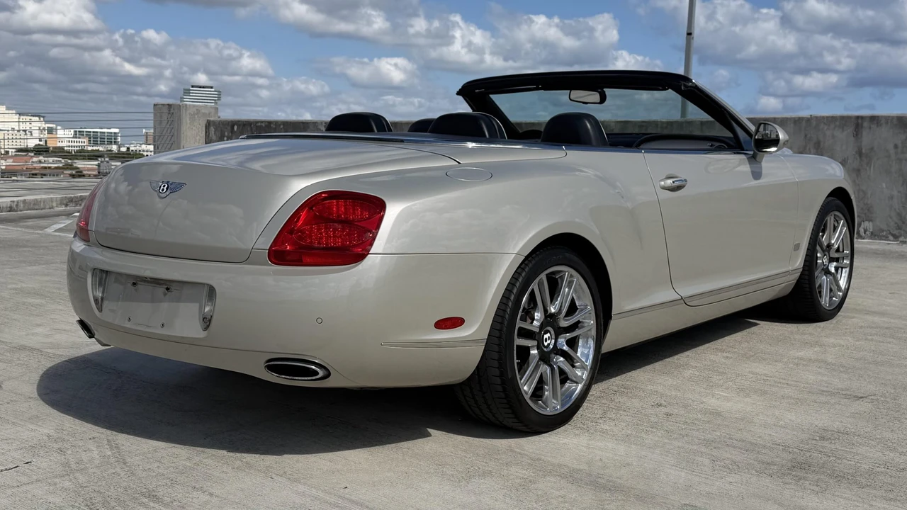 2011 Bentley Continental GTC - Image 27 of 31