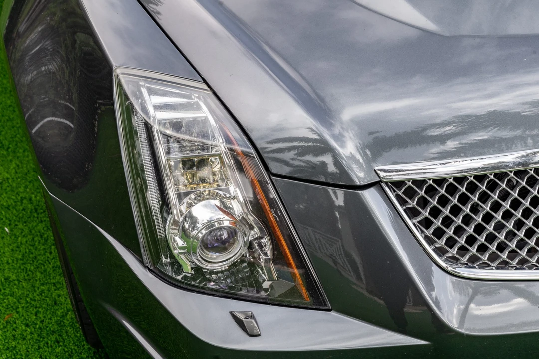 2011 Cadillac CTS-V 2nd Gen - Image 25 of 31
