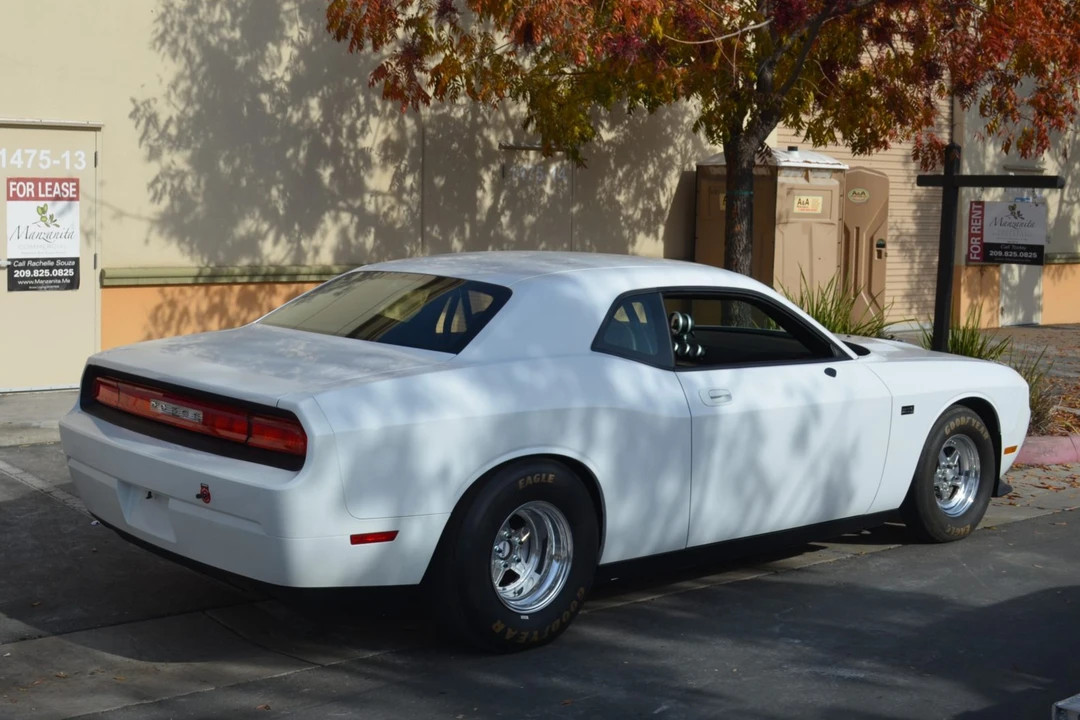 2011 Dodge Challenger 3rd Gen - Image 12 of 31