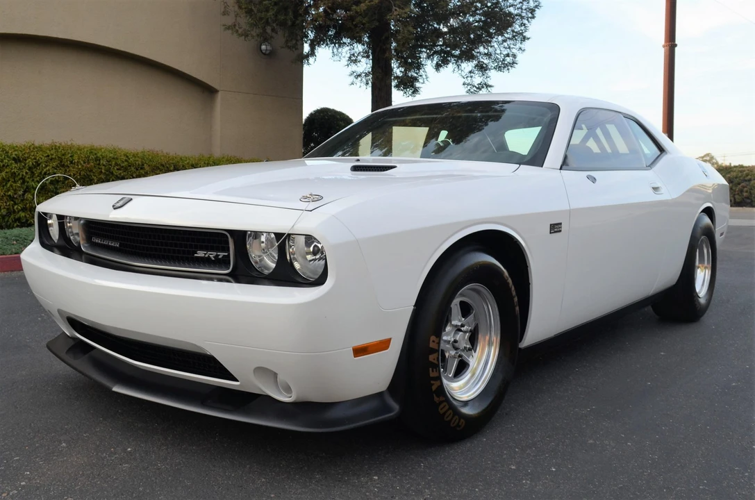2011 Dodge Challenger 3rd Gen - Image 4 of 31
