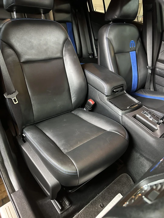 2011 Dodge Charger 7th Gen - Image 21 of 31