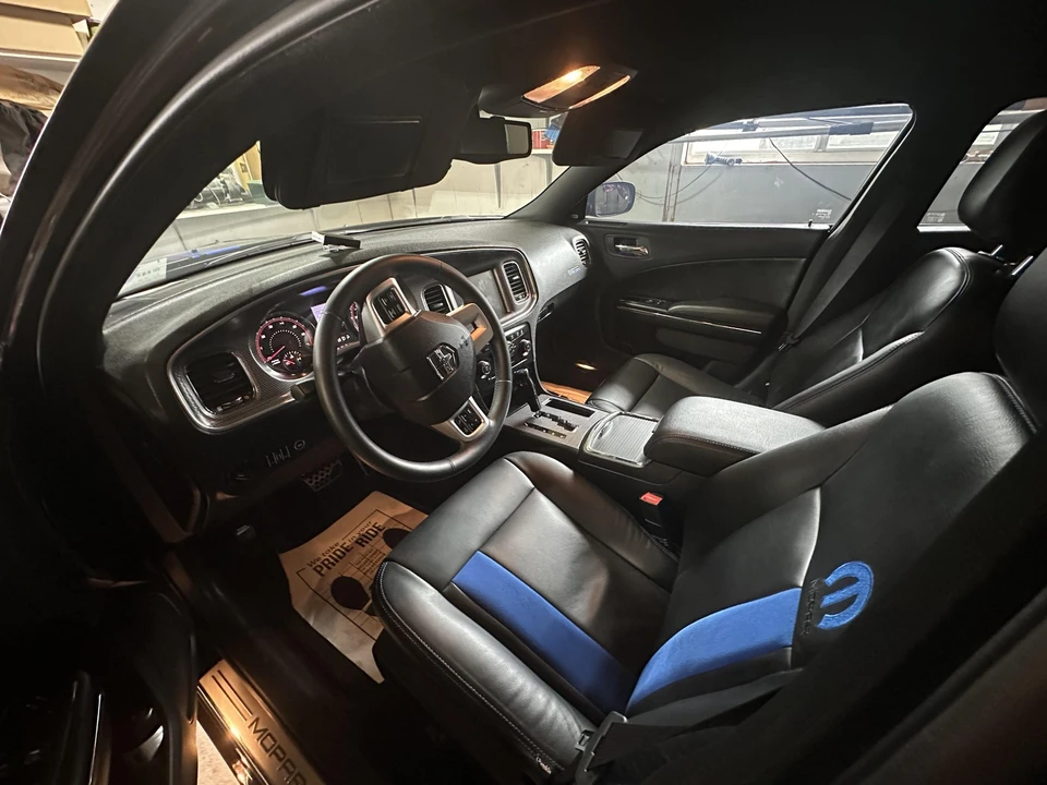 2011 Dodge Charger 7th Gen - Image 16 of 31