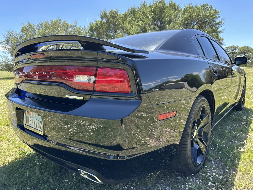2011 Dodge Charger 7th Gen - Image 8 of 31