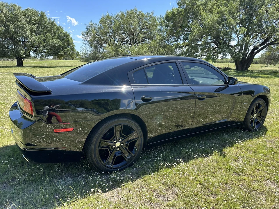 2011 Dodge Charger 7th Gen - Image 6 of 31