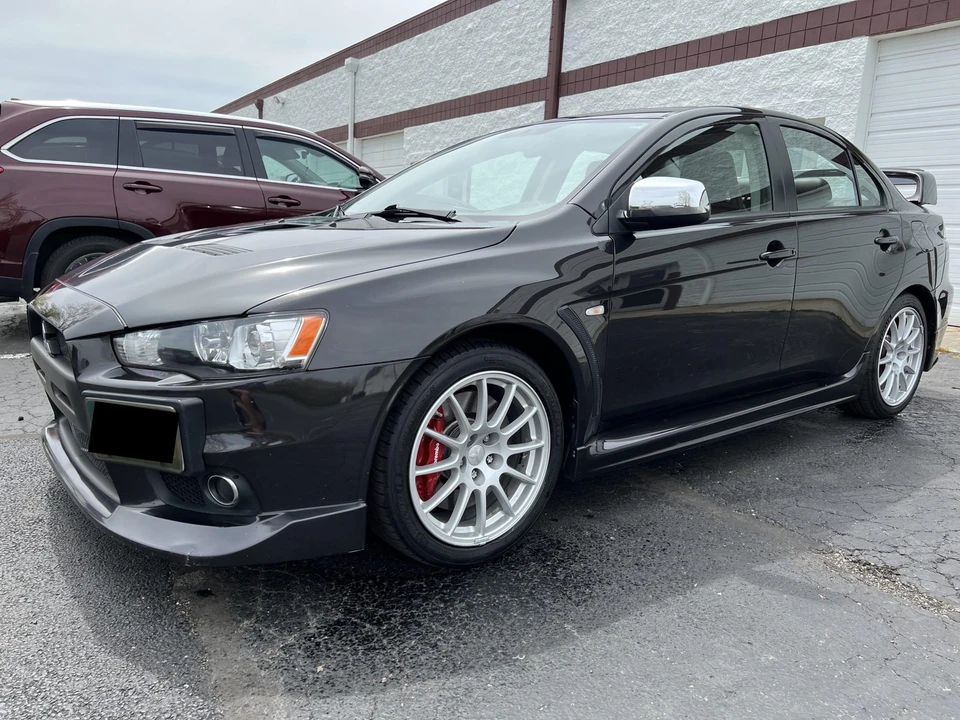 2011 Mitsubishi Lancer Evolution X 9th Gen - Image 2 of 31