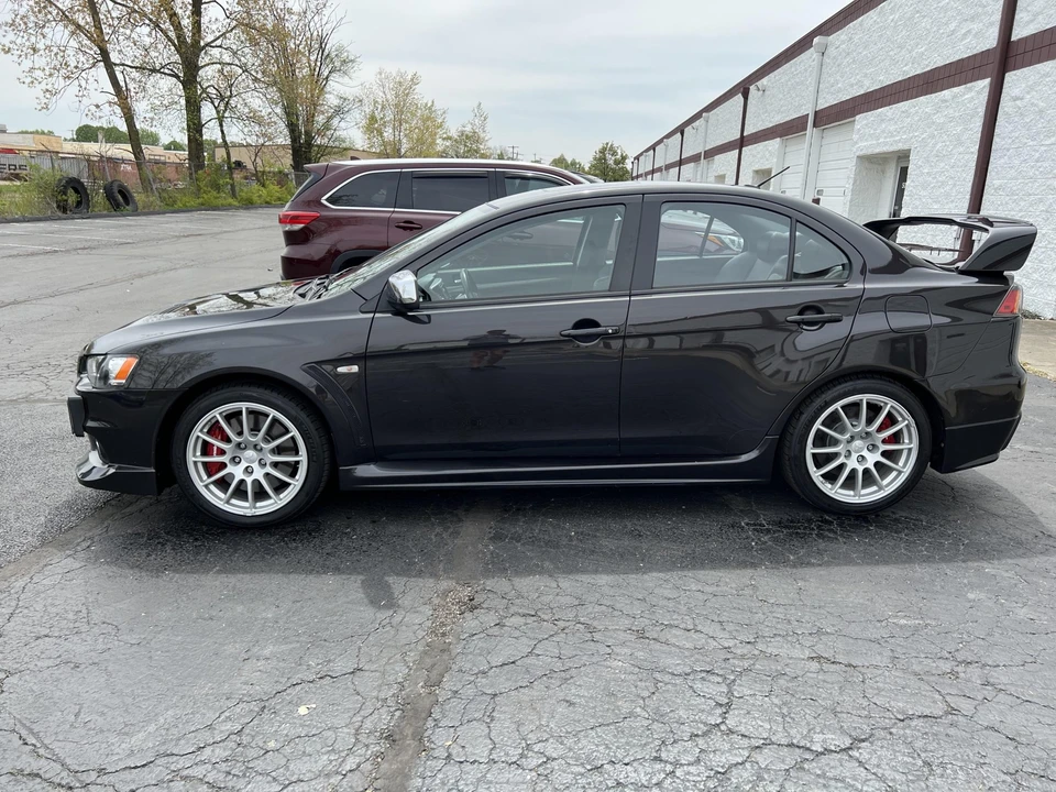 2011 Mitsubishi Lancer Evolution X 9th Gen - Image 21 of 31