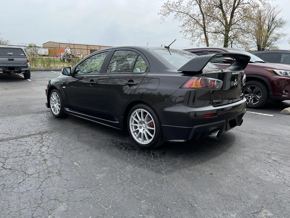 2011 Mitsubishi Lancer Evolution X 9th Gen - Image 19 of 31