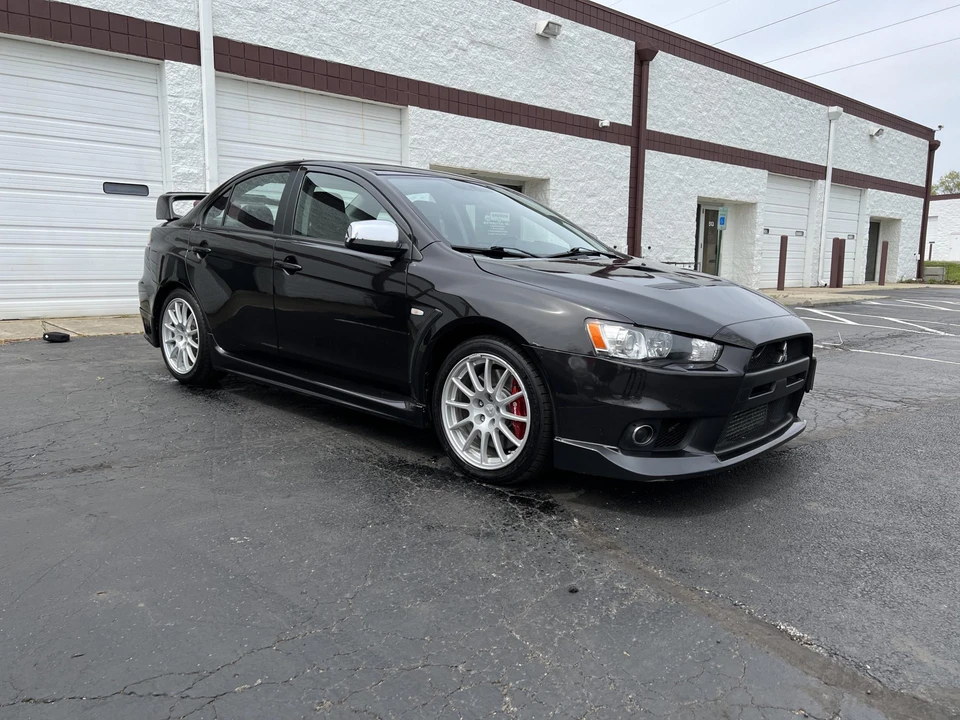 2011 Mitsubishi Lancer Evolution X 9th Gen - Image 11 of 31