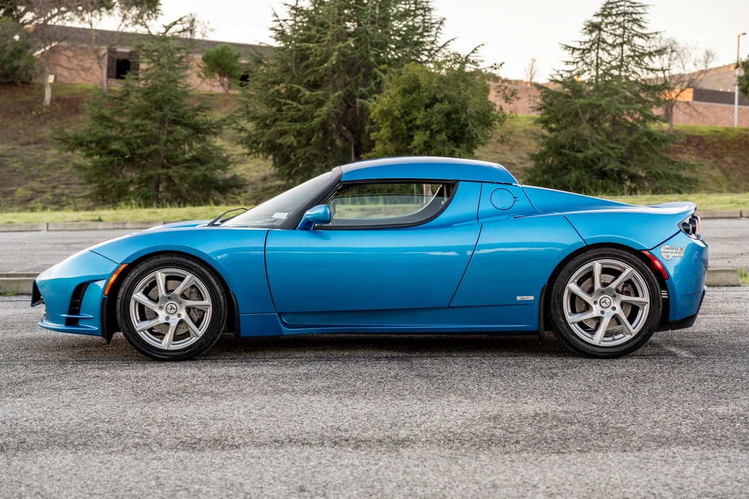 2011 Tesla Roadster - Image 17 of 31