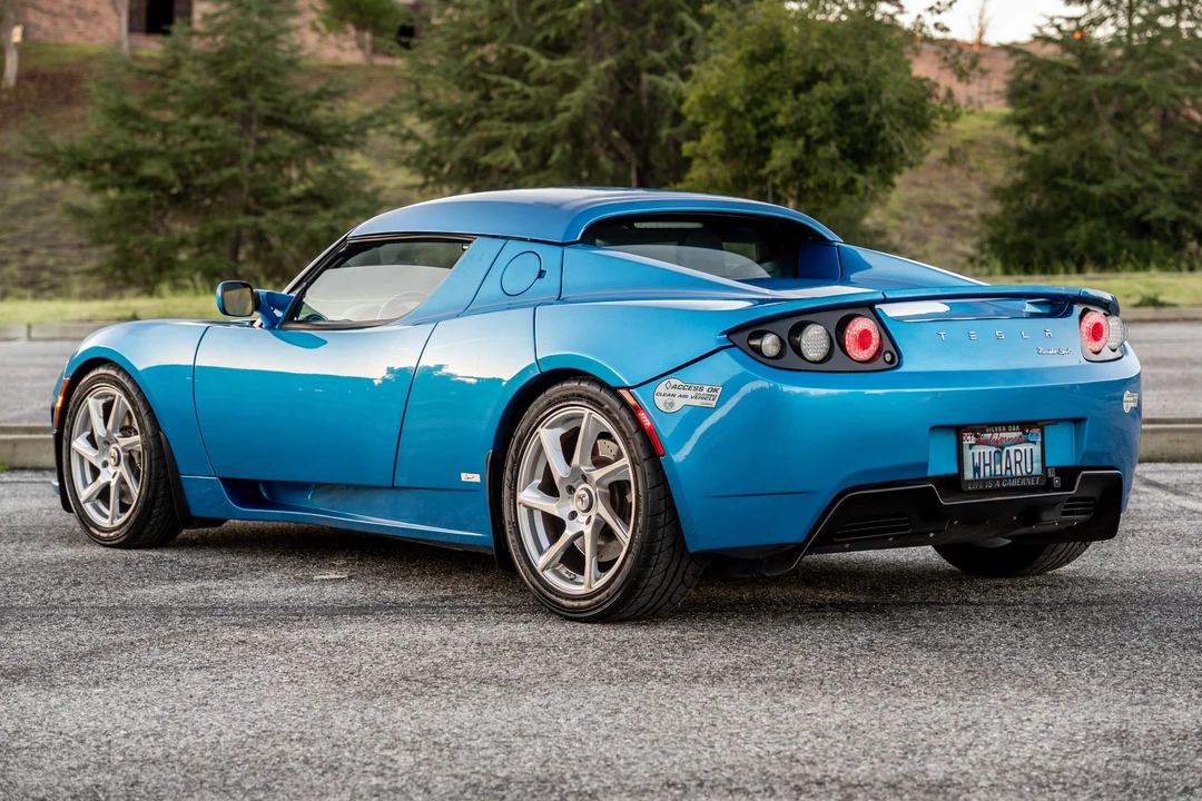 2011 Tesla Roadster - Image 16 of 31