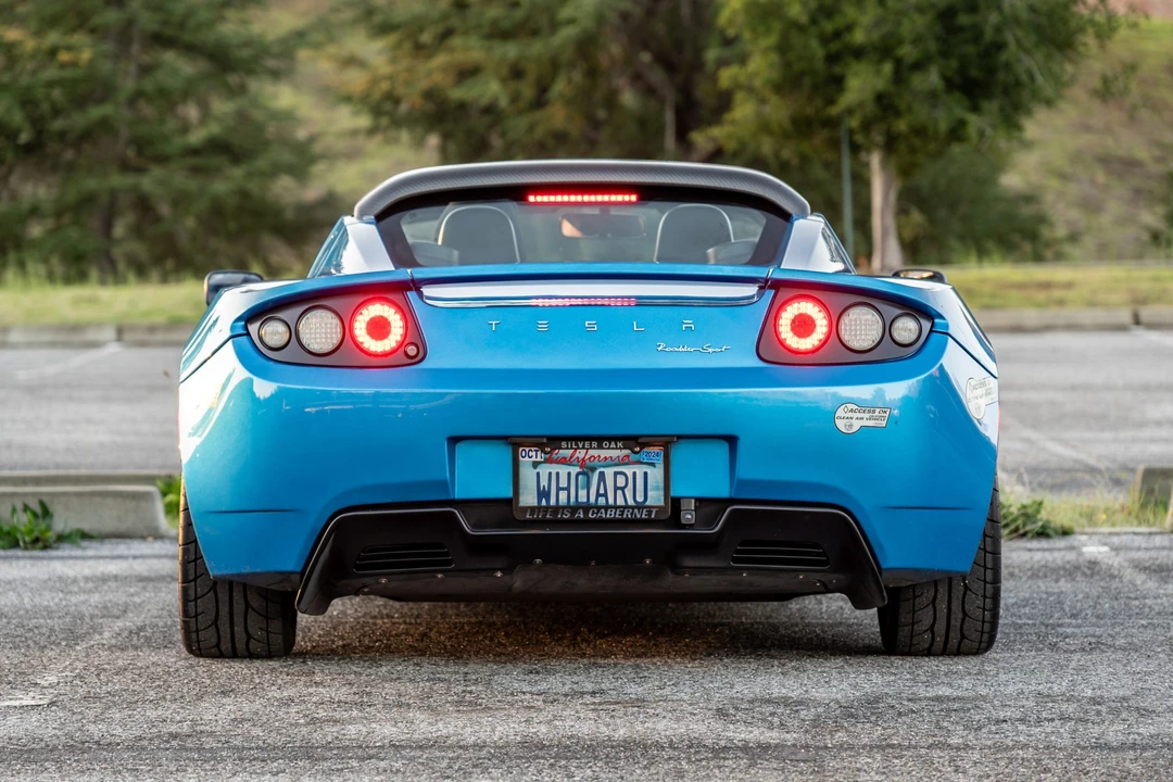 2011 Tesla Roadster - Image 7 of 31