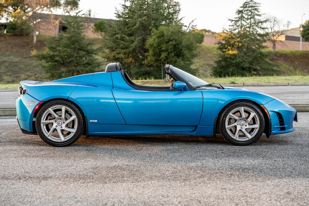 2011 Tesla Roadster - Image 5 of 31