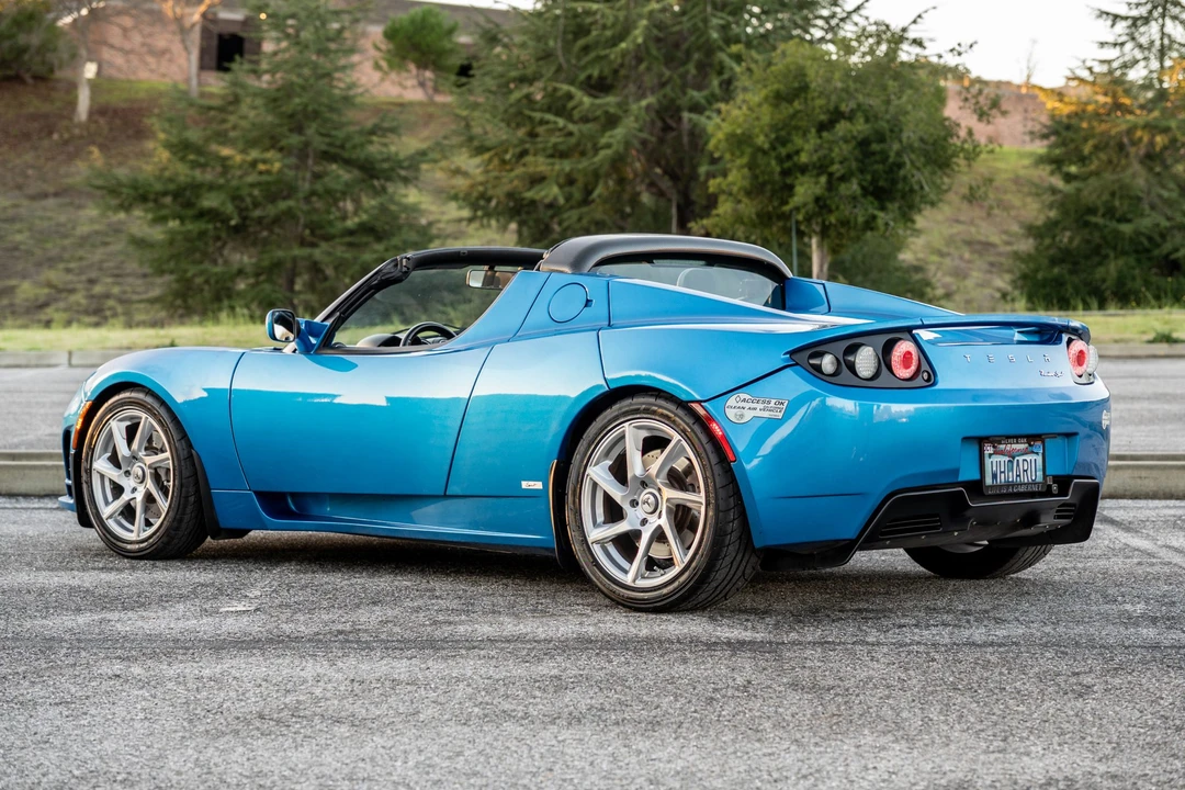 2011 Tesla Roadster - Image 8 of 31