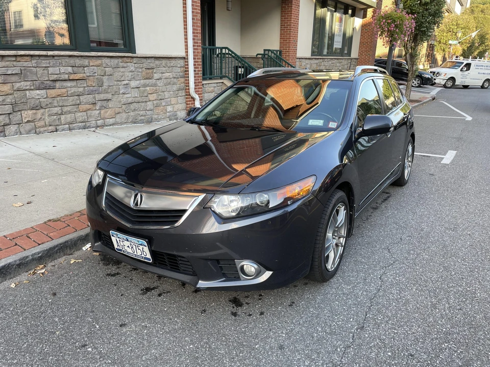 2012 Acura TSX 2nd Gen - Image 2 of 31