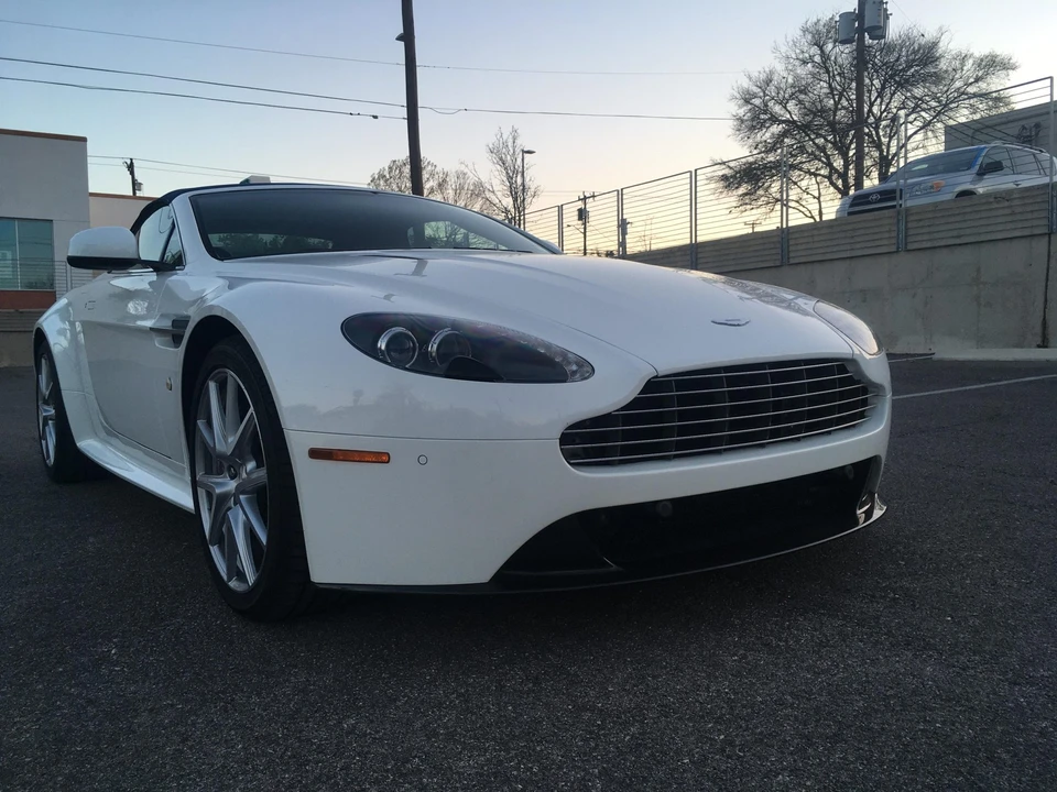 2012 Aston Martin V8 Vantage (2006-2017) - Image 3 of 31