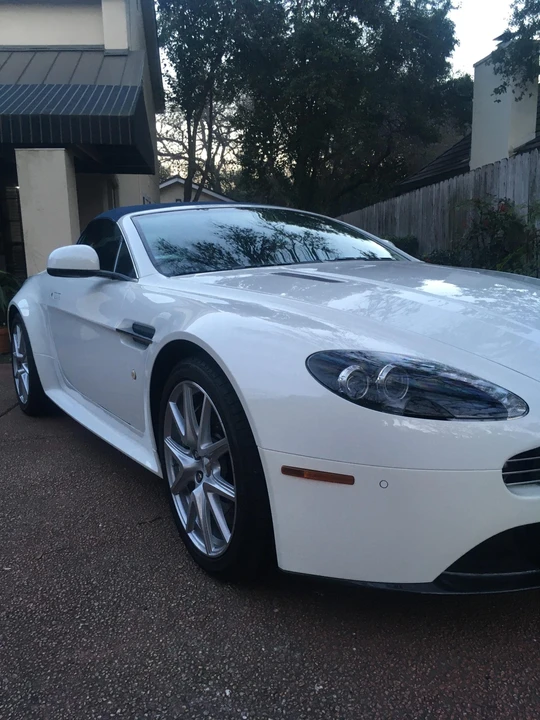 2012 Aston Martin V8 Vantage (2006-2017) - Image 17 of 31