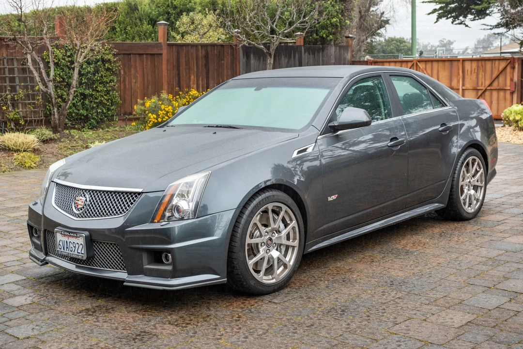 2012 Cadillac CTS-V 2nd Gen - Image 2 of 31
