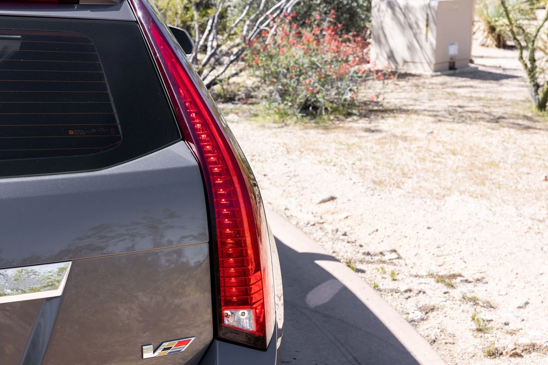 2012 Cadillac CTS-V 2nd Gen - Image 30 of 31