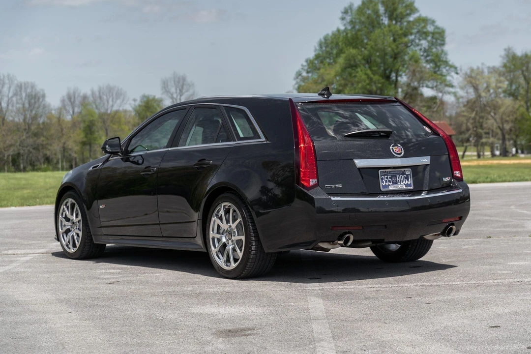 2012 Cadillac CTS-V 2nd Gen - Image 4 of 31