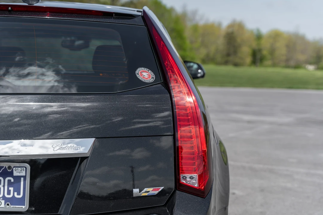 2012 Cadillac CTS-V 2nd Gen - Image 28 of 31