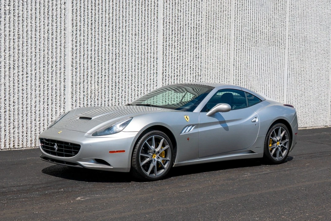 2012 Ferrari California - Image 9 of 31