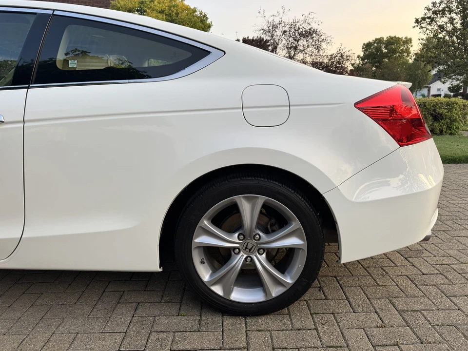 2012 Honda Accord 8th Gen - Image 21 of 31