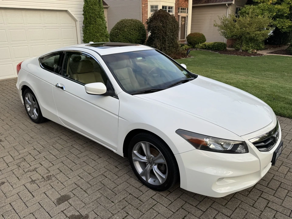 2012 Honda Accord 8th Gen - Image 19 of 31